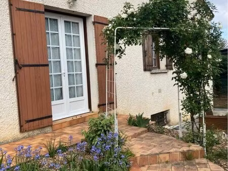 location maison mitoyenne a aiguillon