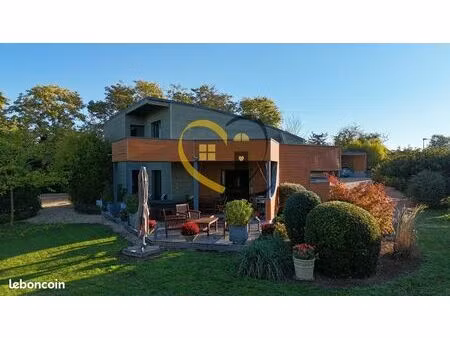 maison 6 pièces 176 m²