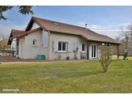maison 5 pièces 135 m²