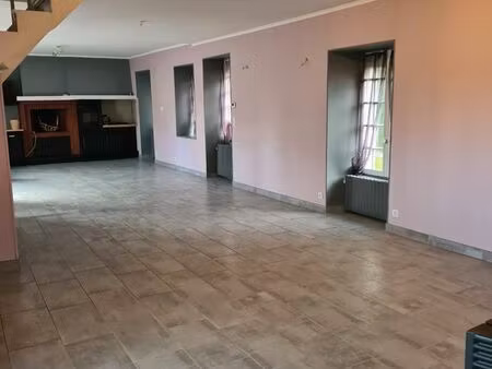 maison rénovée centre de sartilly