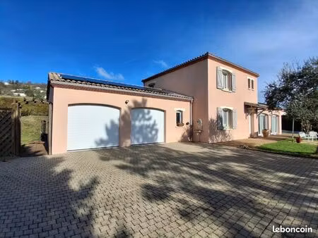 maison familiale 4 chambres  piscine  garage double