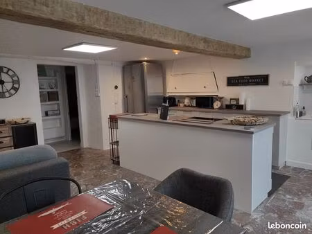 appartement 2 pièces de 58 m2 avec terrasse de 20 m2