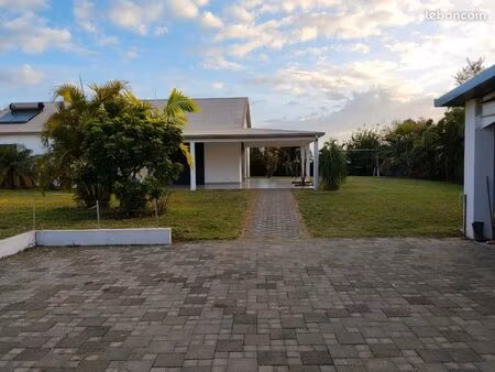 local professionnel bureaux 130m2