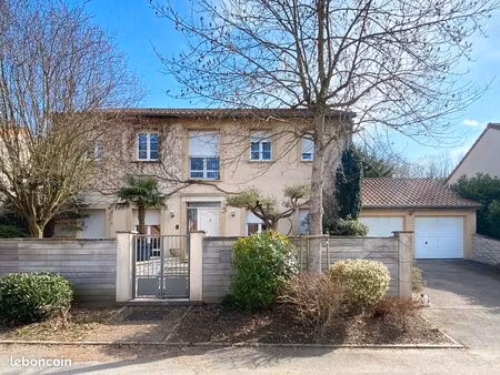 maison individuelle 200m²