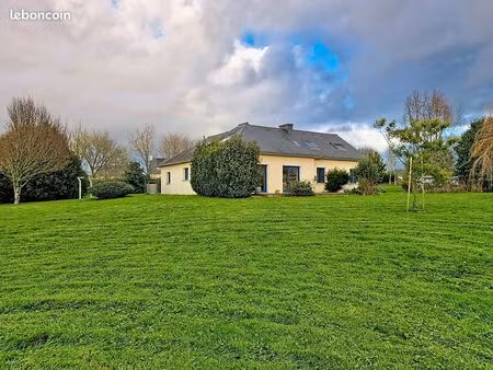 maison 8 pièces 162 m²