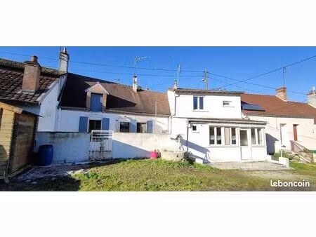 maison 3 pièces 102 m²