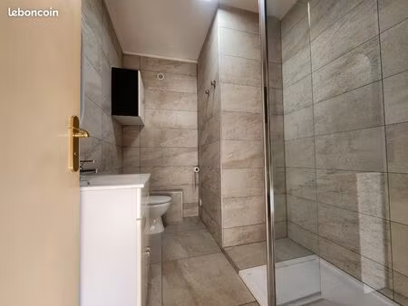 t2 lumineux 40m² avec parking - quartier saint joseph