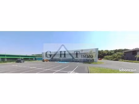 local industriel 1 142 m²