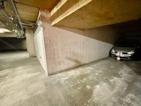 parking en sous sol à louer