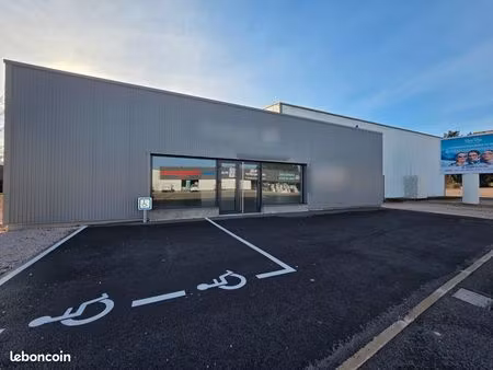 local commercial à louer