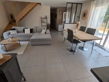 rare : maison 155m2 + chalet 41m2 possible à la location sur terrain de plus de1 300 m²  d