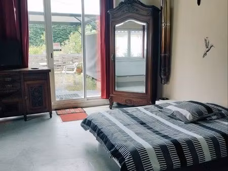 maison/loft 40 m2  eau  edf  chauff. :