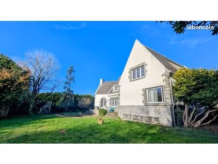 propriété 6 pièces 296 m²