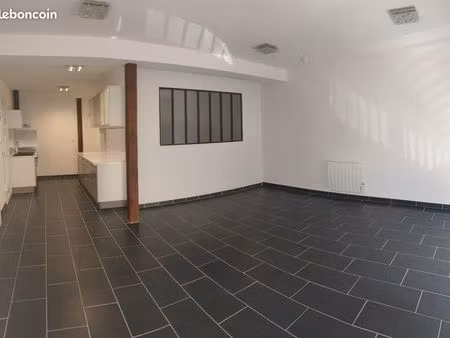 t2 rdc  immeuble centre donnery  toutes charges comprises