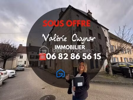 immeuble 12 pièces 318 m²