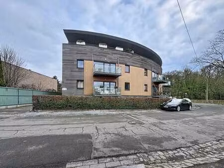 liège (chartreuse) : superbe apparteme 3 chambres