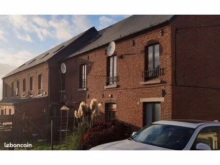 ensemble immobilier locatif composé de 6 maisons