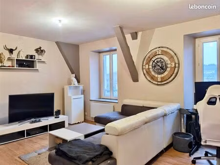 appartement 3 pièces 74 m²