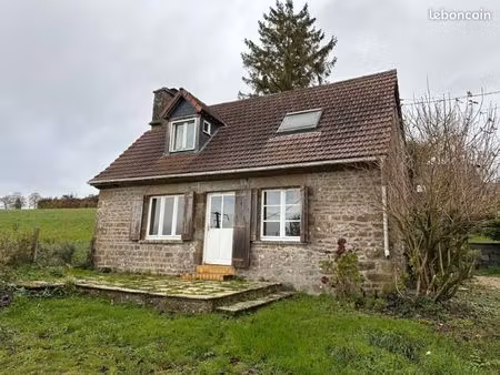 sif002093 maison en pierre avec joli jardin dans un hameau rural tranquille