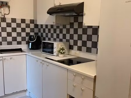 a louer appart t2 vide a l'année a agde 34300