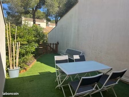 appartement meublé avec extérieur et parking