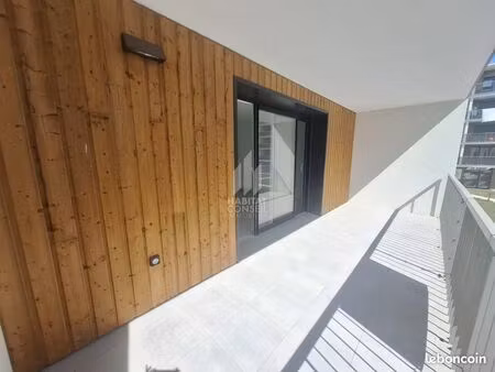 appartement 4 pièces 79 m²