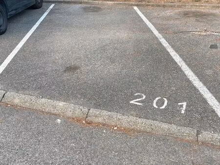 place parking montpellier 10m2