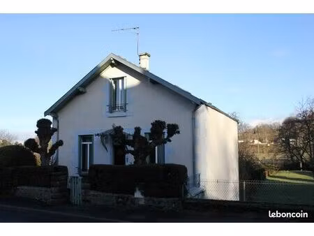 maison a vendre arpajon/cère