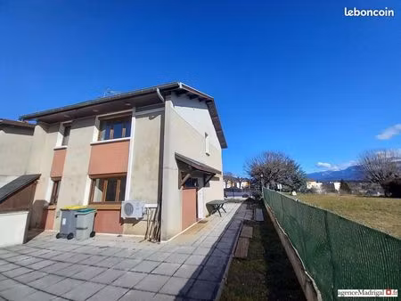 maison 4 pièces 85 m²