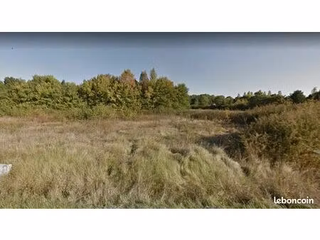 terrain 1 103 m² sainte severe