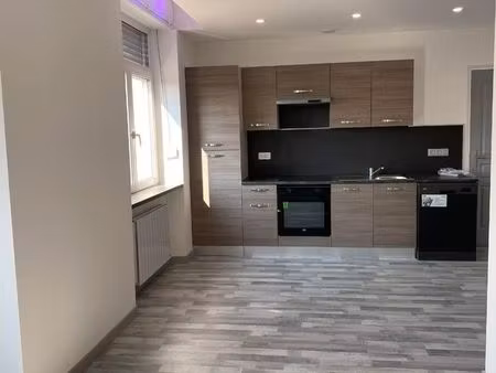 t2 meublé 58m2 parking cave boulange centre