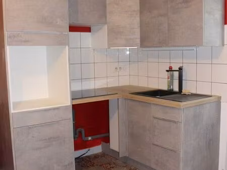 t 3 appartement dans maison