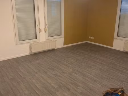 location appartement t3 balcon/garage
