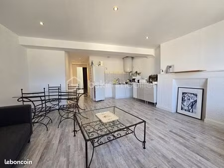 immeuble 3 pièces 85 m²