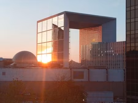 appartement 3 pièces 68 m2 vue exceptionnelle sur la grande arche