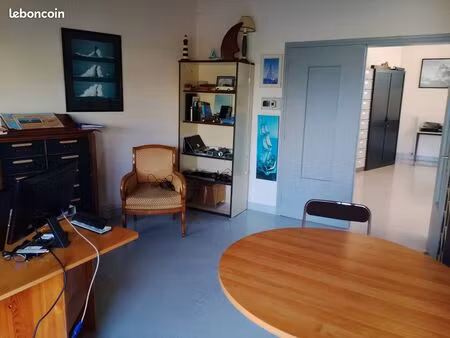 local à usage de bureau