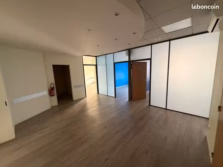 bureaux à louer 130 m2 tour des nations vandoeuvre zfu