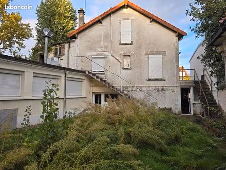 local 308 m2 la pepiniere bry sur marne