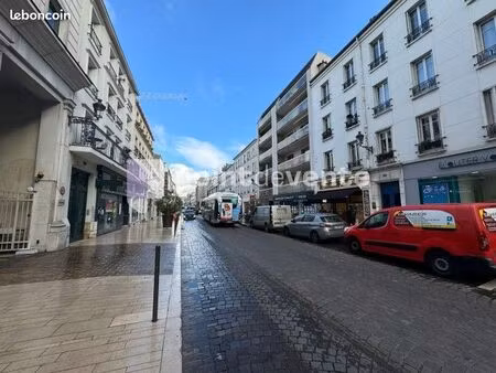 local commercial 42 m²