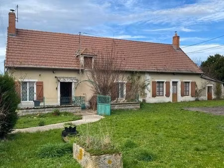 exclusif  saint-aignan-des-noyers  maison avec dépendances et jardin