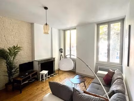 t2 42m2 aux chartrons