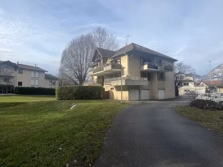 duplex 4 pièces 93 m²