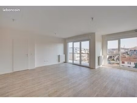 appartement 4 pièces 100 m²