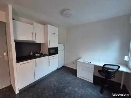 lumineux studio meublé metz queuleu / plantières