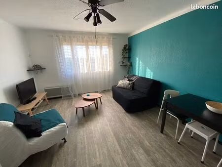 studio meublé 26m²  plage à 50m (contrat étudiant ou bail mobilité de janvier à juin 2026)