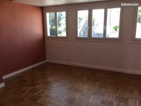 t2 à louer à rosporden (29140)