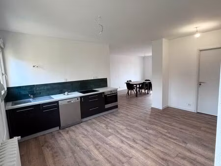 appartement f4 / t4 de 95 86 m² entièrement rénové – thionville