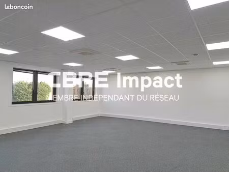 bureaux 96 m²