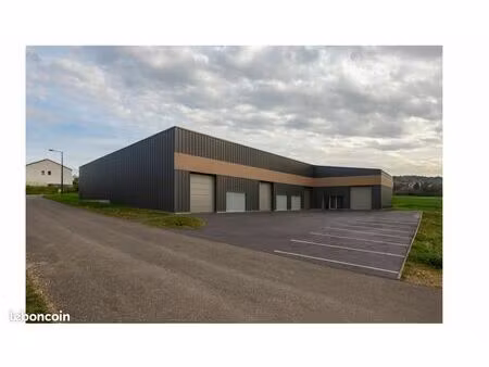 cellule - local professionnel neuf – 202 m²