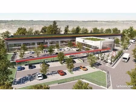 local d'activité 3 950 m²
